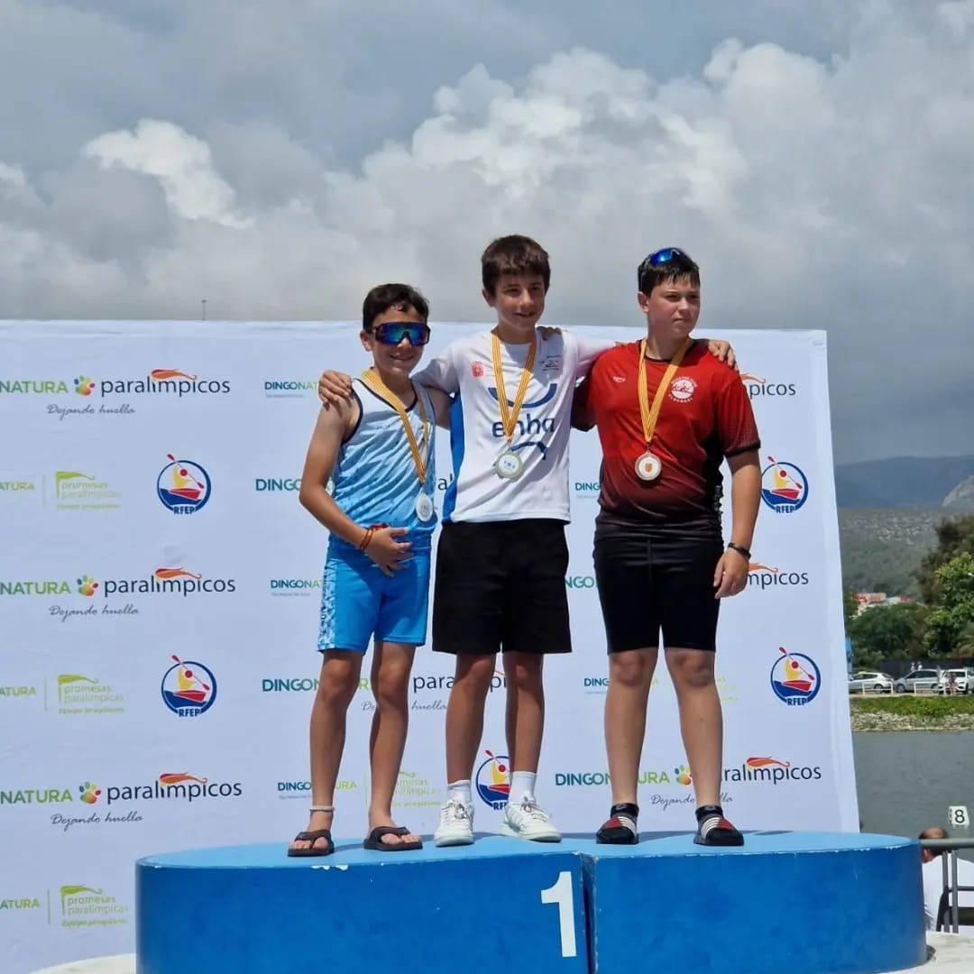 Podios navarros en el Campeonato de Catalu&ntilde;a de Velocidad 200 metros en aguas tranquilas